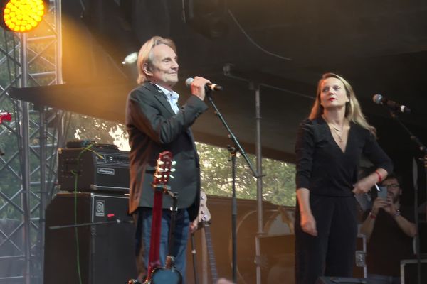 Le chanteur anglais Murray Head est monté sur scène à Talence après avoir appris le décès d'Elizabeth II.