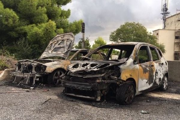 Deux voitures incendiées dans le quartier de Toga, à Bastia, le soir du lundi 9 septembre. 