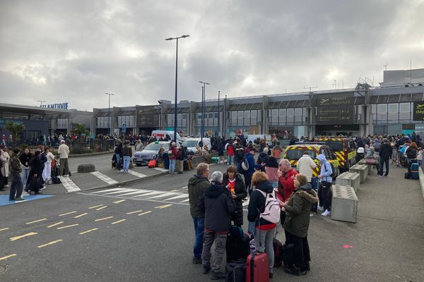 L'aéroport de Nantes-Atlantique évacué en raison d'un colis suspect le 16  décembre 2024