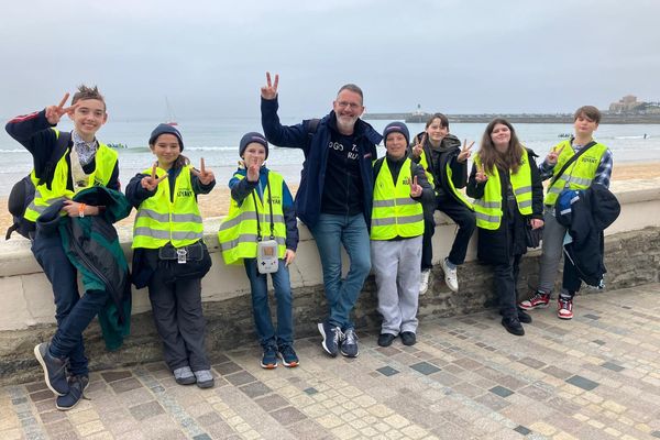 Ils ont suivi toute la préparation de Thomas Ruyant depuis leur entrée en 6e. Les élèves de l'option Vendée Globe à Saint-Pol-sur-Mer seront sur le chenal pour le grand départ du Vendée Globe.