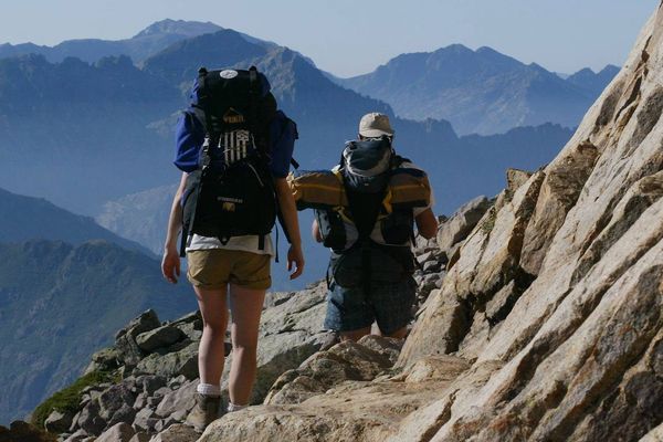 Aux assises de la montagne, les professionnels du secteur ont évoqué l'idée d'instaurer des quotas de touristes sur certains sites sensibles du GR20.