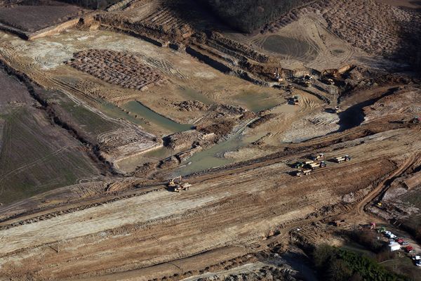 Les travaux du lac de Caussade le 20 février 2019. 