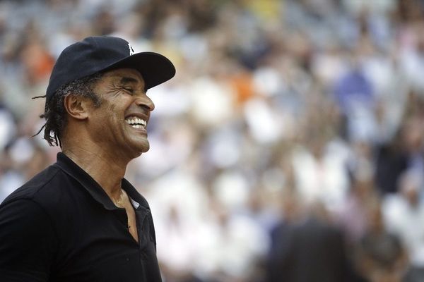 Avec son association "Fête le mur", Yannick Noah ouvre le tennis et ses valeurs aux jeunes des quartiers