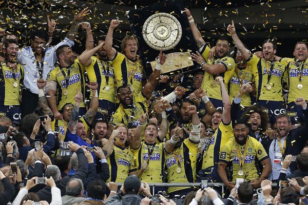 Lundi 5 juin, à 17 heures place de Jaude à Clermont-Ferrand, les supporters de l'ASM pourront fêter, avec les joueurs, le retour du Bouclier de Brennus en Auvergne.