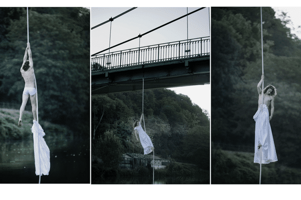 "Une espièglerie autour du poème d'Arthur Rimbaud, dans laquelle Samuel est Ophélie". 
Photo de la performance de Samuel Martinez, au-dessus de la Meuse, à Charleville-Mézières.