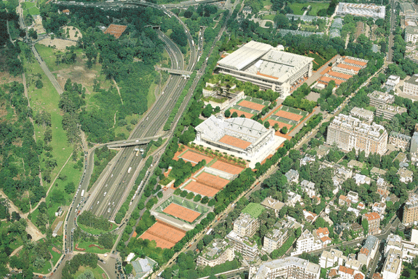 Vue aérienne du nouveau stade de Roland Garros.