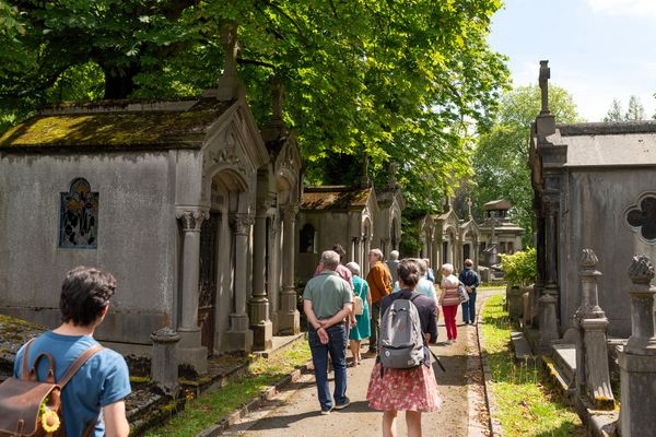 Pour la Toussaint, il fait bon se balader dans ces trois cimetières notables des Hauts-de-France, exemple au cimetière de l'Est à Lille.