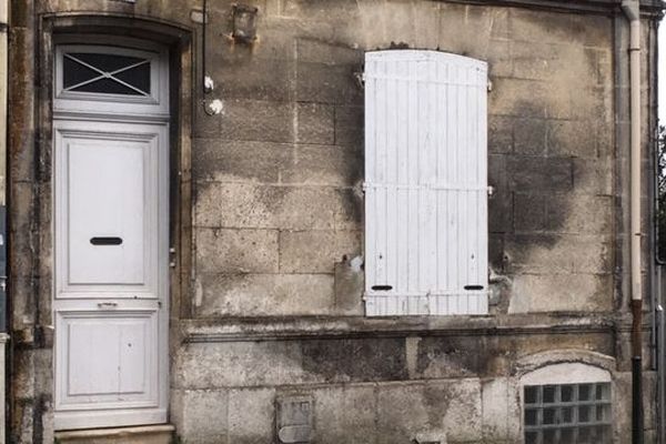 L'appartement de la victime, rue de Montmoreau à Angoulême, où se sont déroulés les faits.