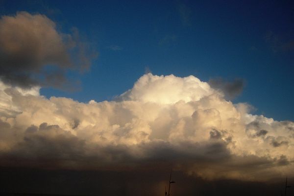 ciel nuageux avant l'orage