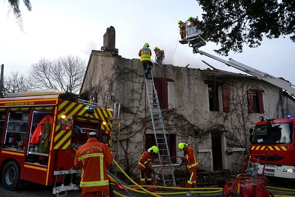 Le 14 février 2021, les sapeurs pompiers du Tarn sont intervenus dans l'incendie d'une habitation à Lisle-sur-Tarn. 
