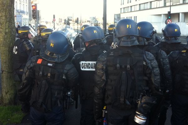 Une dizaine d'interpellations ont eu lieu samedi 21 février 2015 à Nantes