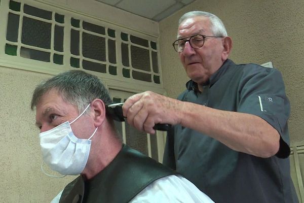 A 86 ans, Roger Amilhastre a toujours la main sûre.