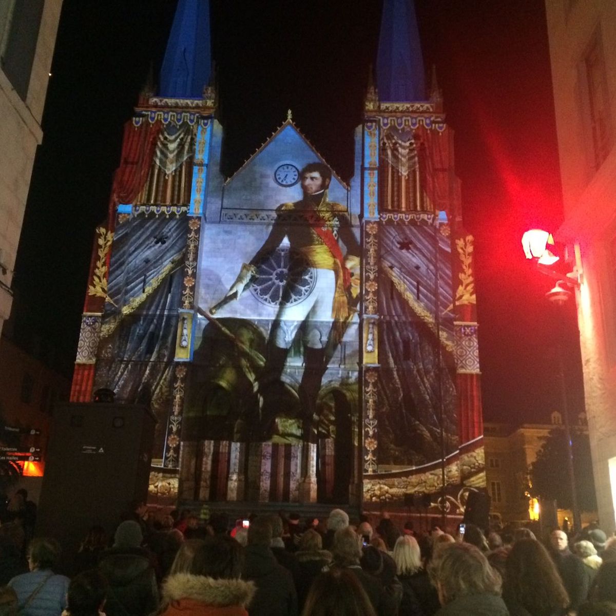 En images à Pau : découvrez la féerie de la Fête des lumières