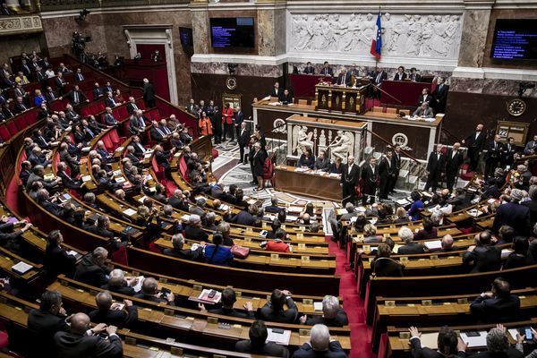 Hémicycle de l'assemblée nationale, les élections législatives désigneront les 577 députés qui y siégeront.