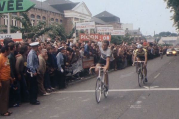 Le Belge, Jean-Luc Vandenbroucke, vainqueur pour la troisième fois du Grand Prix de Fourmies en 1979.