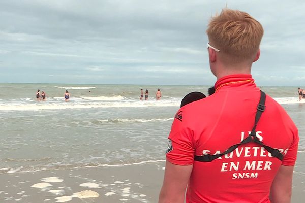 La SNSM surveille de nombreuses plages de la Côte d'Opale et de la Côte Picarde.