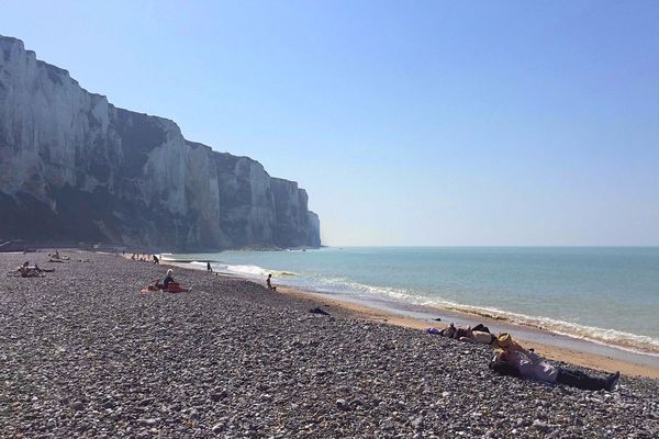 Un jeudi de soleil sur la Côte d'Albâtre, en Seine-Maritime...