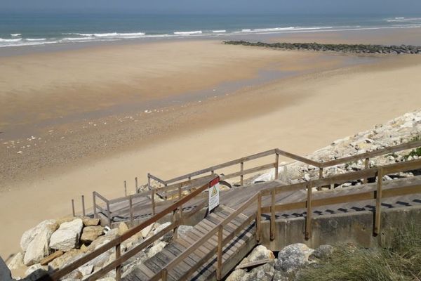 La plage de Lacanau est fermée. C'est l'une des mesures prises par le gouvernement pour lutter contre le coronavirus. 