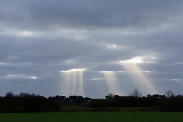 Le soleil tente une percée à Brigneau