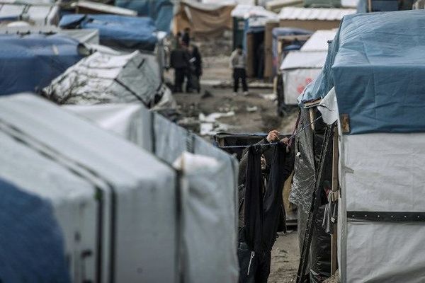 150 mineurs non-accompagnés vivraient dans le camp de réfuégiés de  Calais