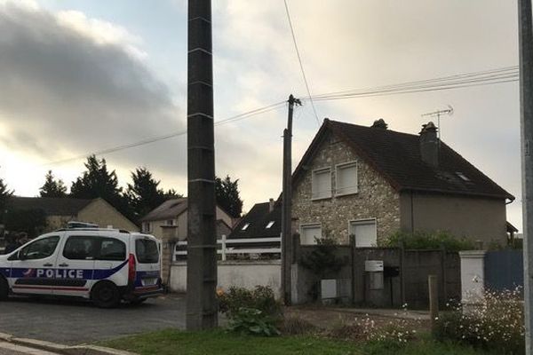 C'est dans ce pavillon, à Limay dans les Yvelines qu'aurait pu résider Xavier Dupont de Ligonnès.