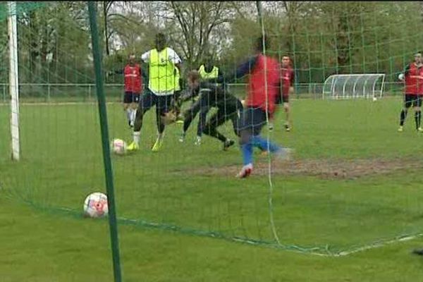 Vers une fusion des deux clubs de football de Moulins et d'Yzeure?