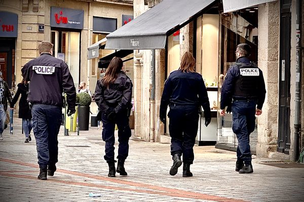 Un suspect est interpellé en septembre 2024 par les équipes de surveillance mises en place en centre-ville de Limoges (photo d'illustration).