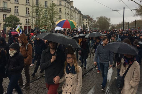 Manif pour la convergence des luttes à Nantes,  7 avril 2018