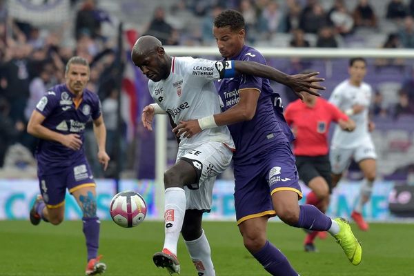 Julio Tavares (en blanc) n'a pas réussi à inscrire un but contre Toulouse, dimanche 2 décembre