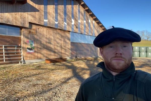 Pierre Tanguet, agriculteur dans le Cantal, se bat pour son métier.