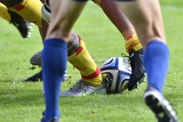 Selon Jean Chazal, neurochirurgien à Clermont-Ferrand, le rugby a changé et est devenu un sport de contact et de collision. 