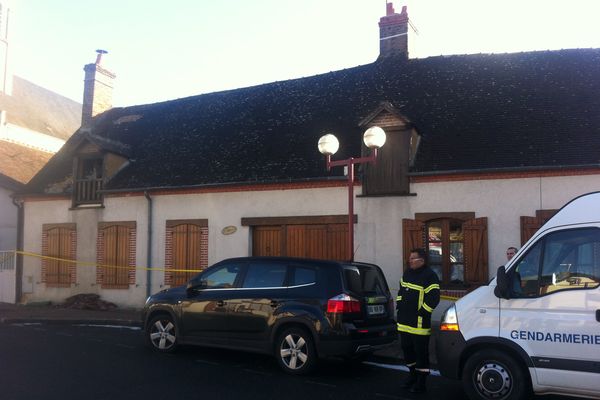 L'incendie a ravagé une maison individuelle du centre de la Ferté-Imbault.