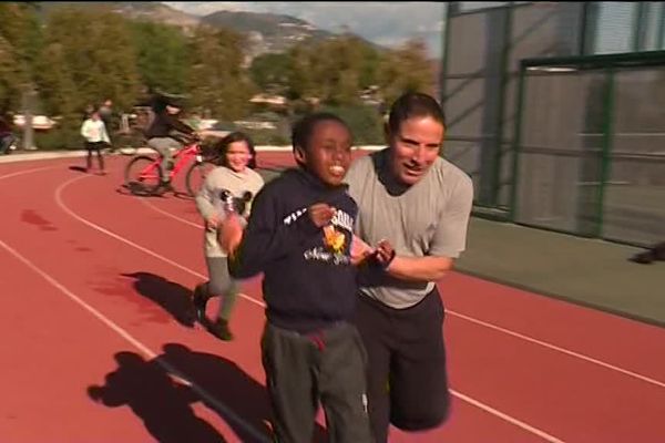 Isamël, 11 ans, a besoin de jouer pour sortir de l'isolement.