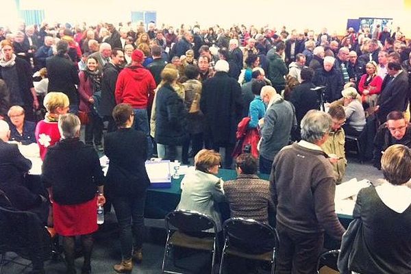 Salle comble pour le dépouillement à Avranches, dimanche 23 mars 2014