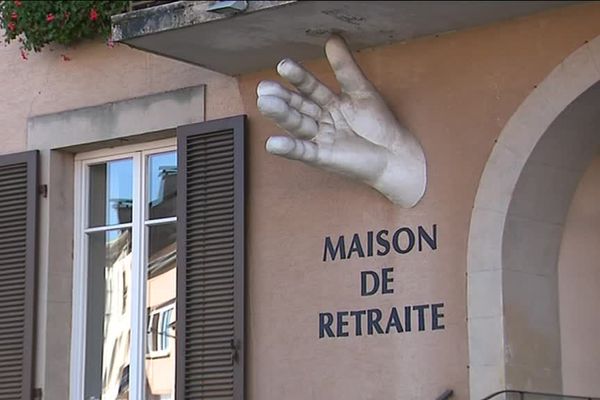 Des salariés ont été placés sur écoute dans une maison de retraite de Remiremont (Vosges),