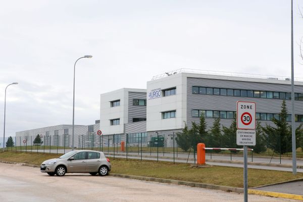 L'usine Urgo à Chevigny-Saint-Sauveur (Côte-d'Or).