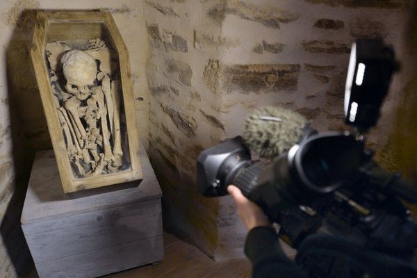 Le squelette "Ernest" retrouvé dans le manoir de Montcigoux à St-Pierre-de- Frugie en Dordogne.