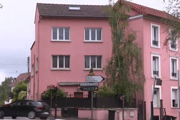 La police et les pompiers sont intervenus.