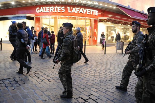 En Haute-Garonne, ce sont 770 gendarmes et policiers qui sont mobilisés par la Préfecture, en plus des militaires de l'opération Sentinelle et des policiers municipaux.