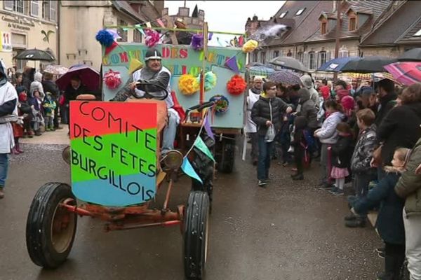 Les habitants de Marnay ont célébré Carnaval ce dimanche 11 mars 2018