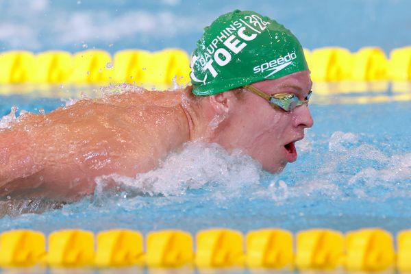 Championnat de France élite de natation à Rennes : le prodige toulousain Léon Marchand survole la compétition