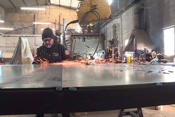 Pendant près de huit mois, des artisans-ferronniers du Gard ont gardé secrète leur participation à la rénovation de la cathédrale de Paris.