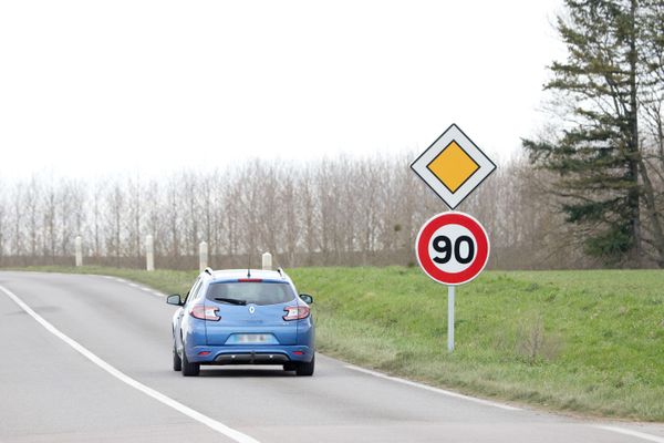 Les panneaux 90 km/h font leur retour dans le département de l'Yonne ce lundi 7 novembre.