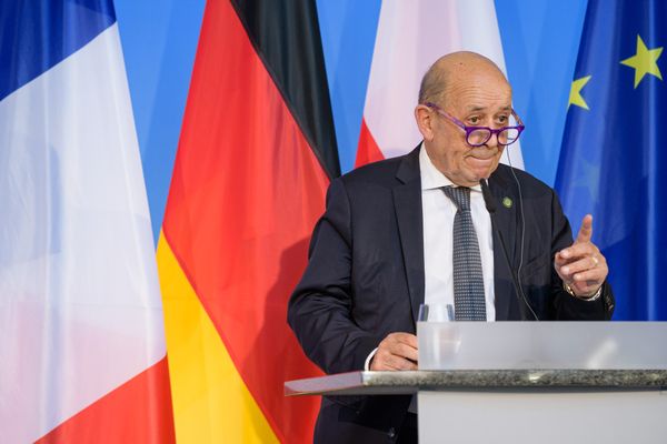 Archives, JY Le Drian à Weimar 