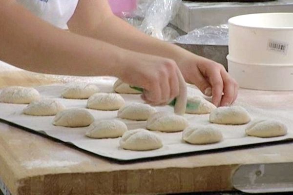 Le 42e concours international du meilleur jeune boulanger se déroule à Rouen.