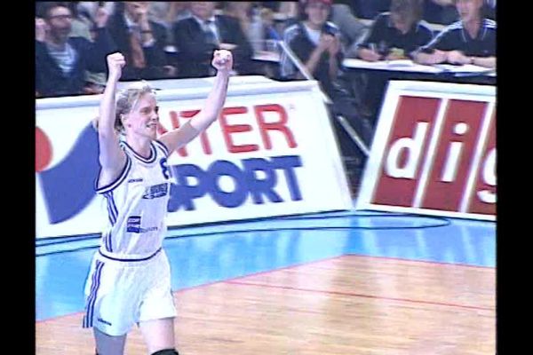 Finale d'Euroligue  1998 : Bourges s'impose contre Madrid