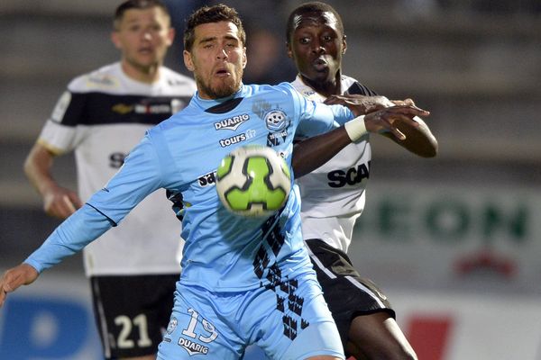 Lors de la 37ème journée de championnat de France de Ligue 2 en mai 2013.