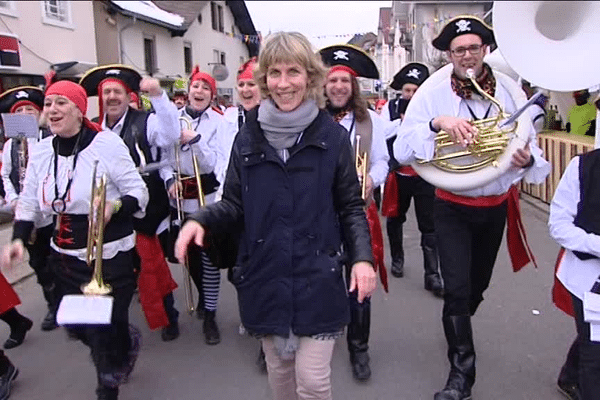 Florence Petit et les carnavaleux