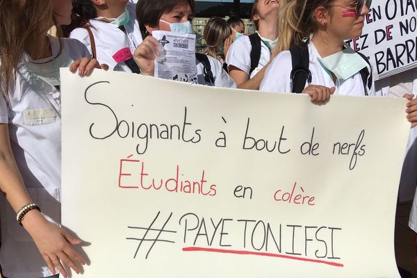 Montpellier : manifestation des étudiants infirmiers d'Occitanie - 23 septembre 2019.