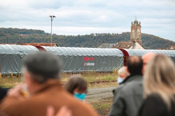 L'inauguration du service de fret Railcoop le 15 novembre 2021 dans l'Aveyron près de Capdenac